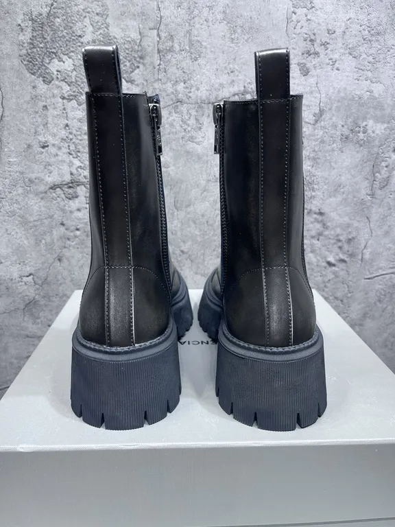 Balenciaga Shoe 